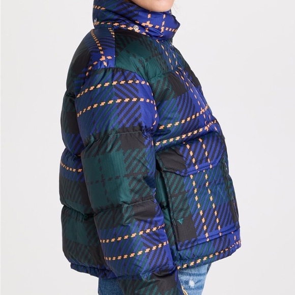 THE NORTH FACE Viral Printed 71 Sierra Down Short Jacket Size Medium - Picture 3 of 8